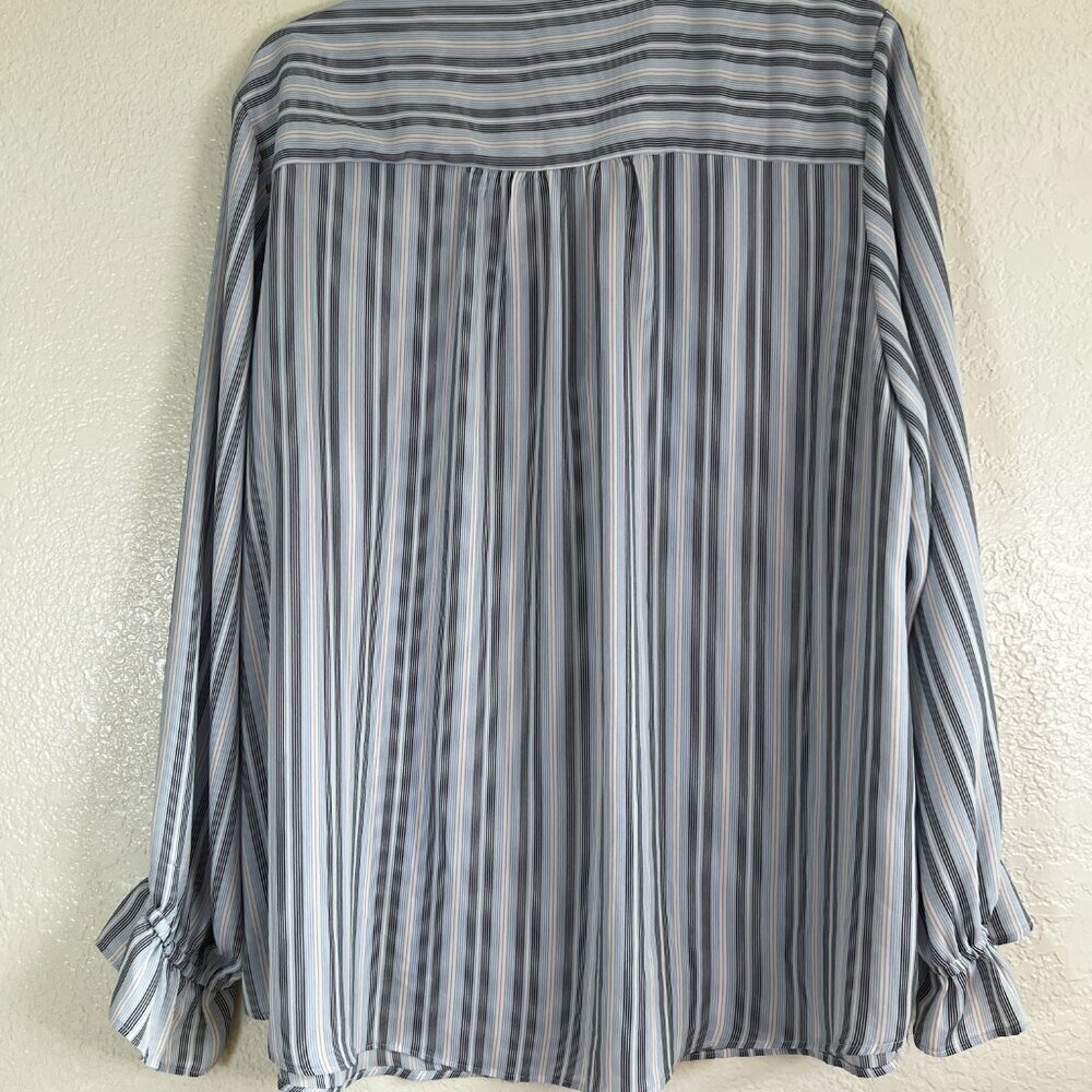 Tahari Women Top White & Blue Striped‎ Long Sleeve Blouse Size 1X - Picture 5 of 7